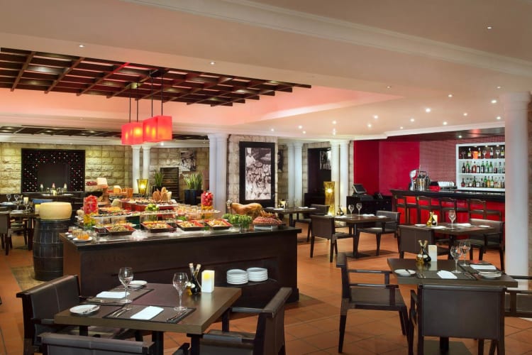 La Traviata restaurant
